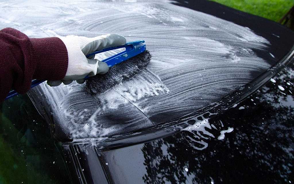 how to wash a convertible car