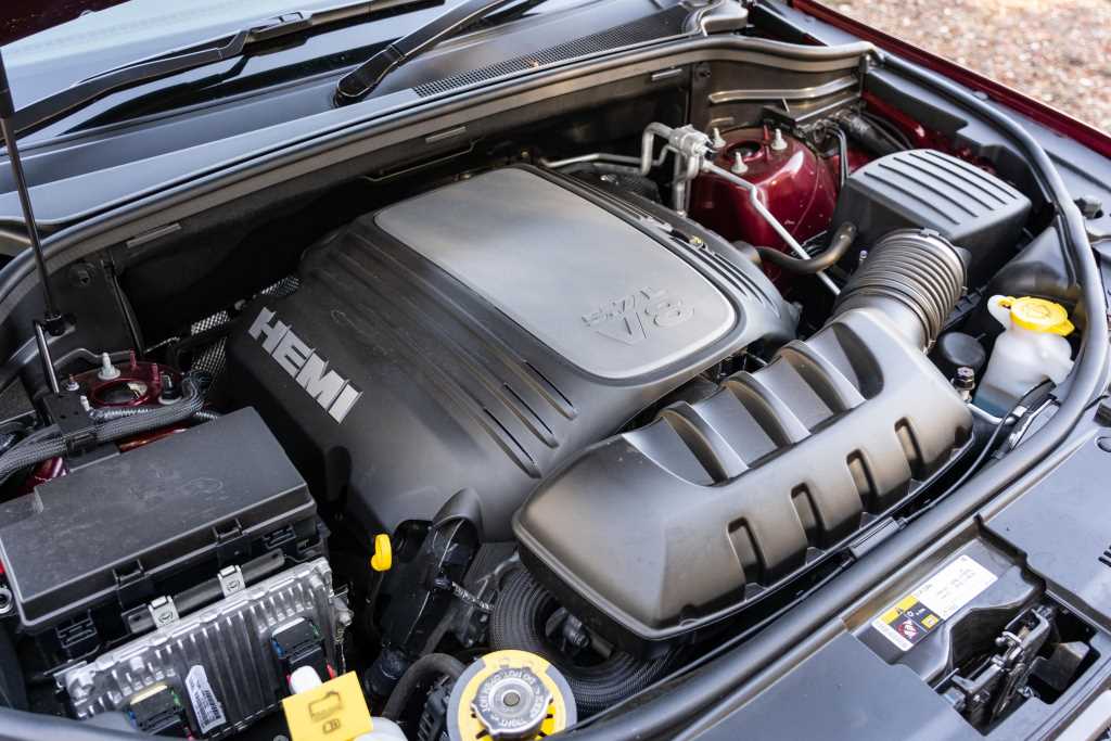 how much does a v8 engine cost