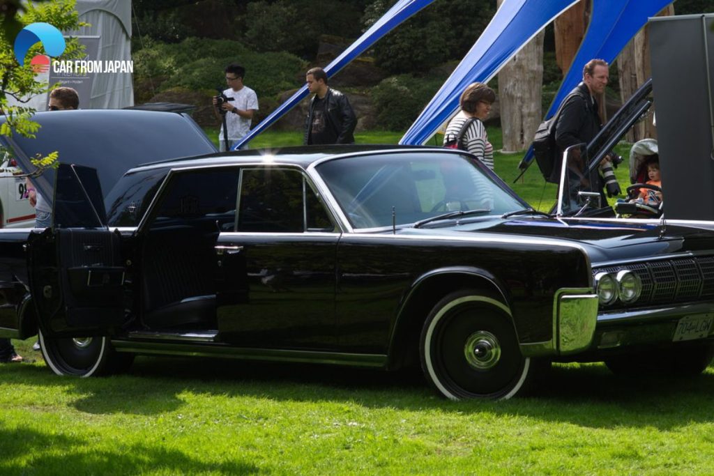 car suicide doors