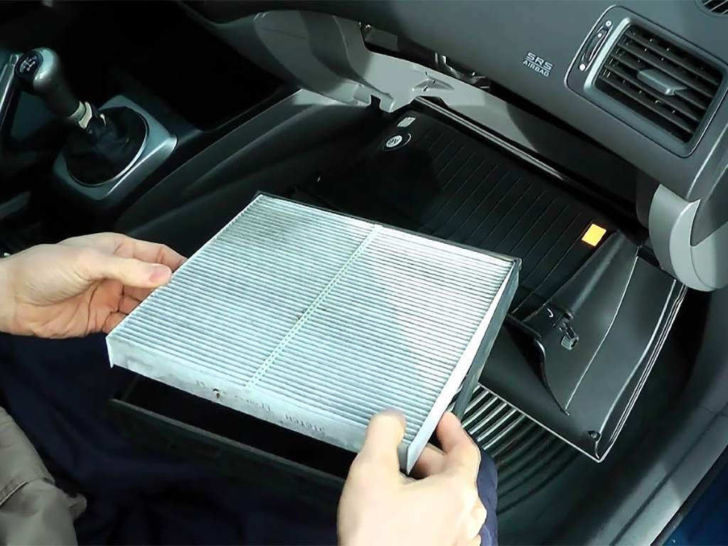 Engine Air Filter vs Cabin Air Filter: Understand Their Roles and