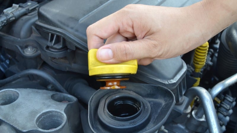 Driving Without Oil Cap ON: These Damages Are Likely To Happen