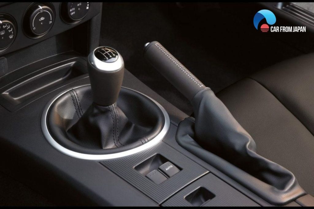 how does a handbrake work on disc brakes