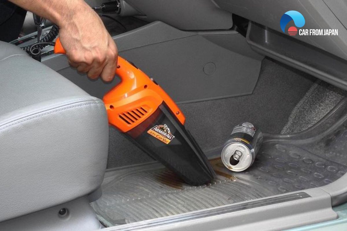 moisture in car
