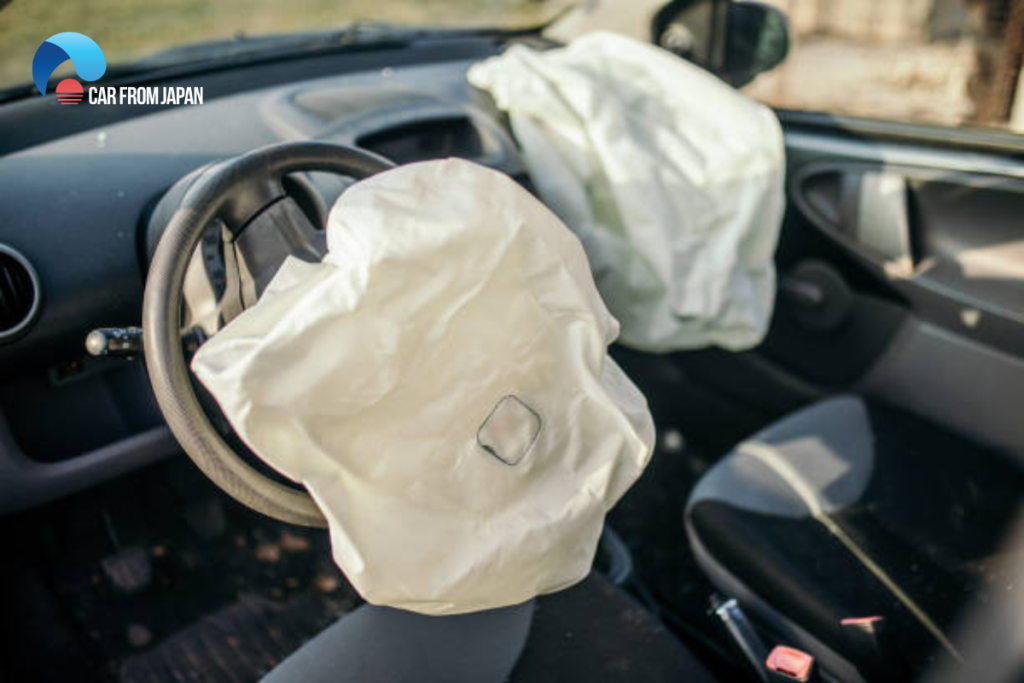 how does the airbag work