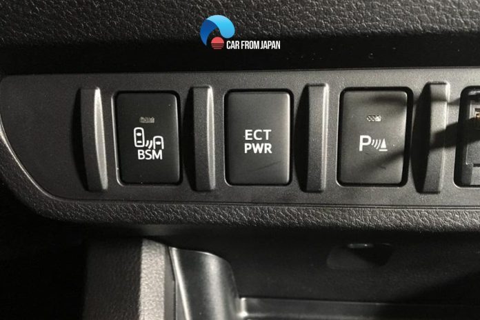PWR and MANU buttons