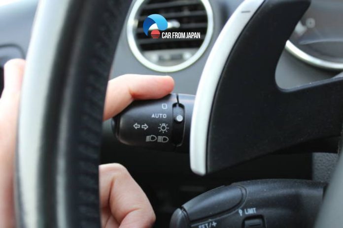 symptoms of bad turn signal relay