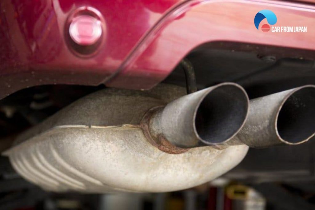holes in exhaust pipe