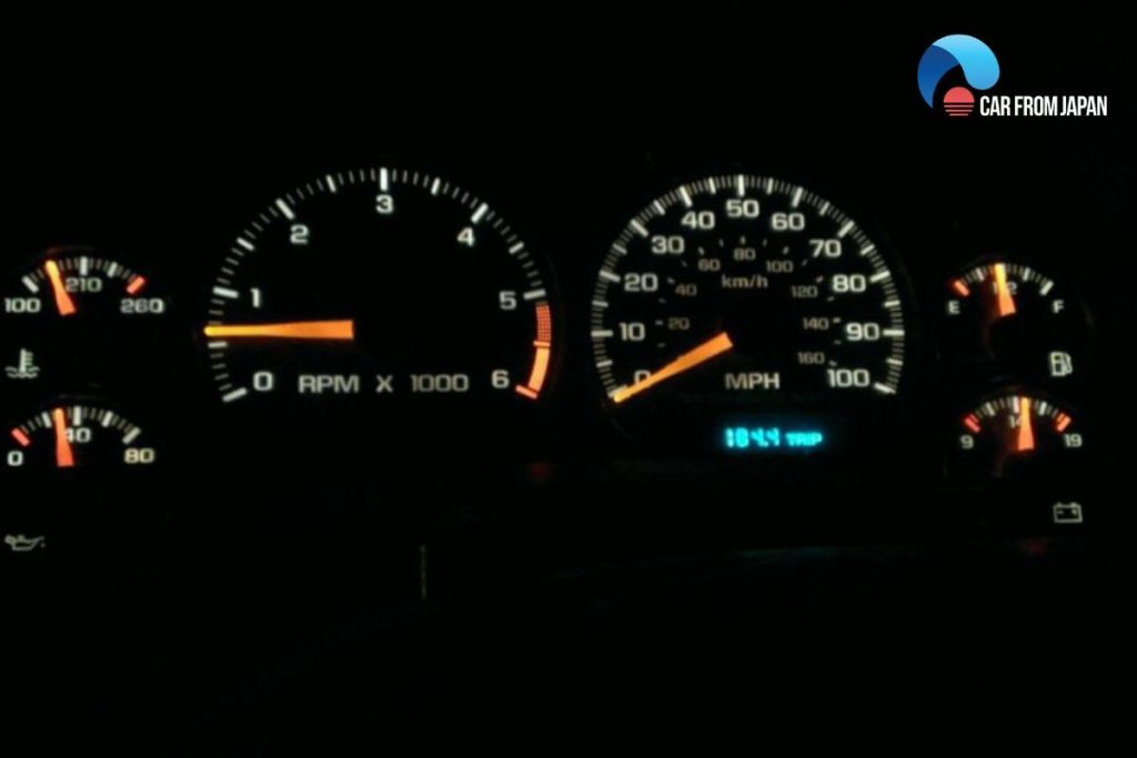 what is the normal oil pressure at idle